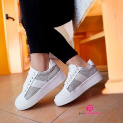 Sneakers- Plata
